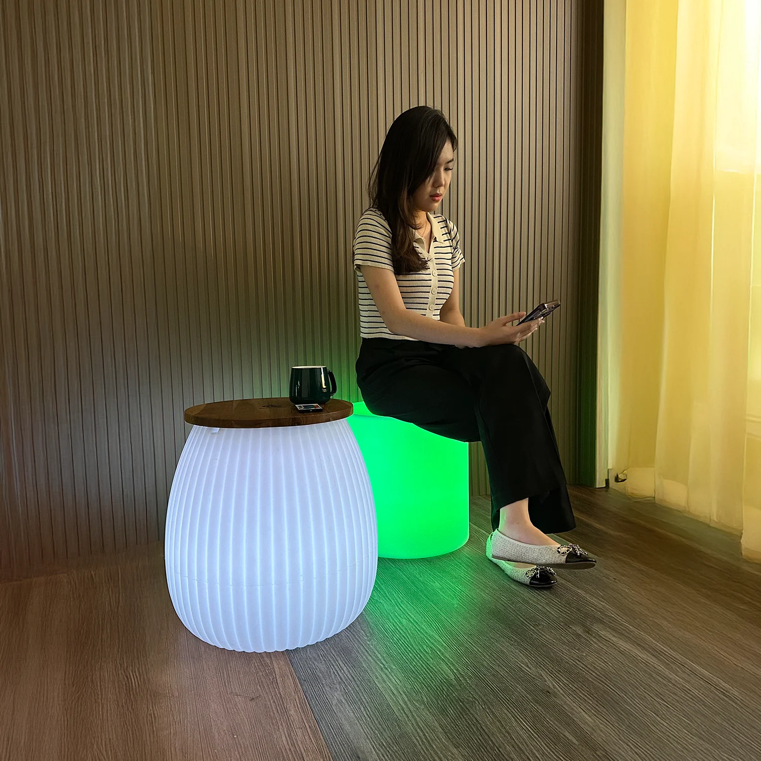 LED Furniture Circa Table
