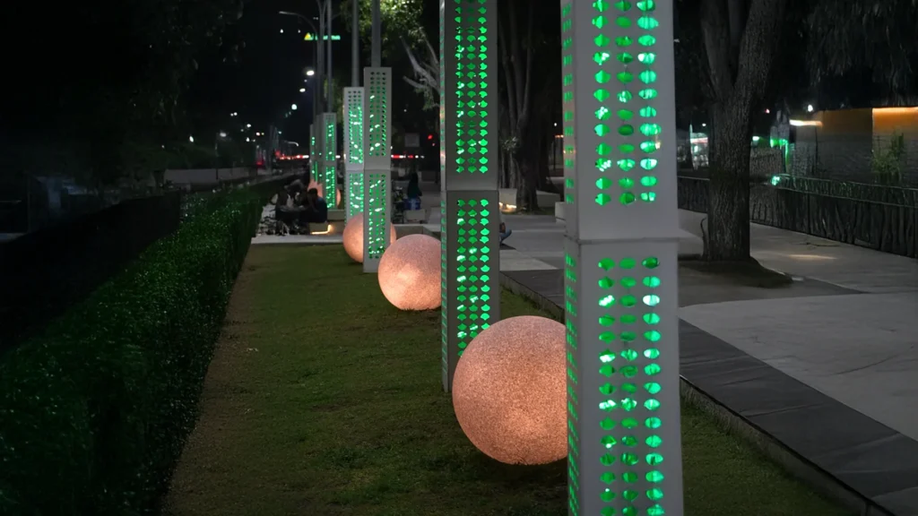 lampu taman bola mars ellogrin
