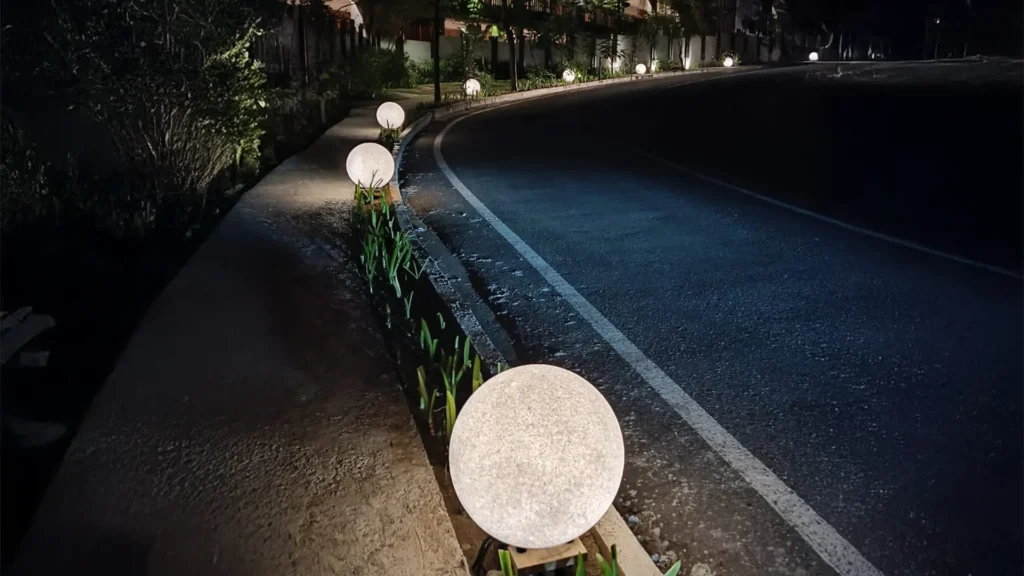lampu taman bola mars ellogrin