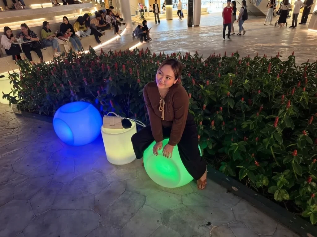 dekorasi LED furniture