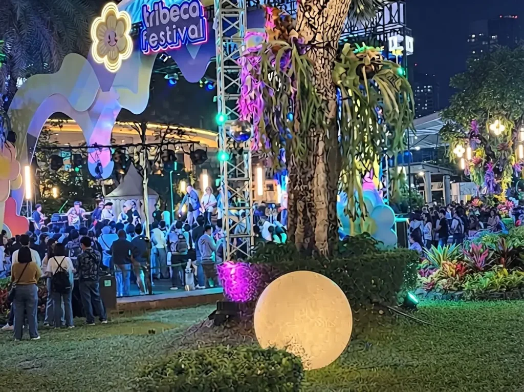 dekorasi LED furniture