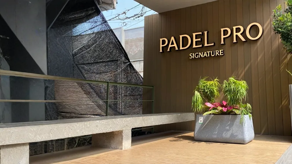 Planter Besar untuk Area Komersial